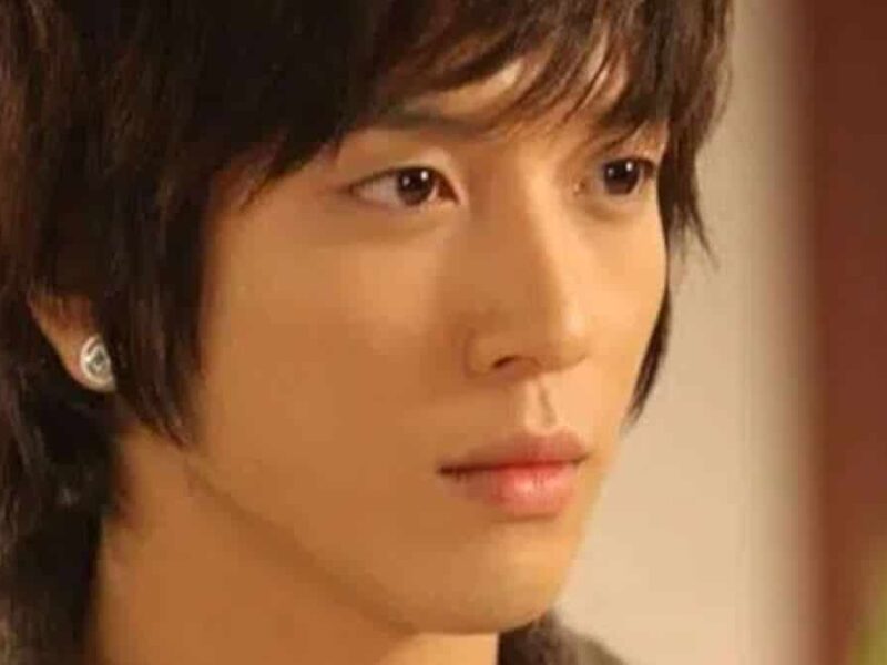 Jung Yong Hwa