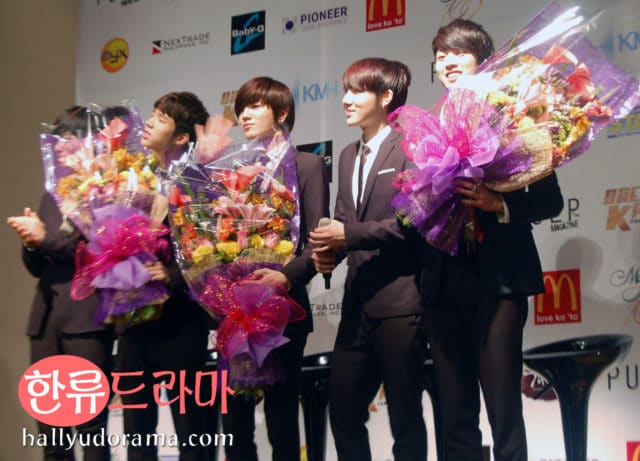 Infinite at the DKFC press conference