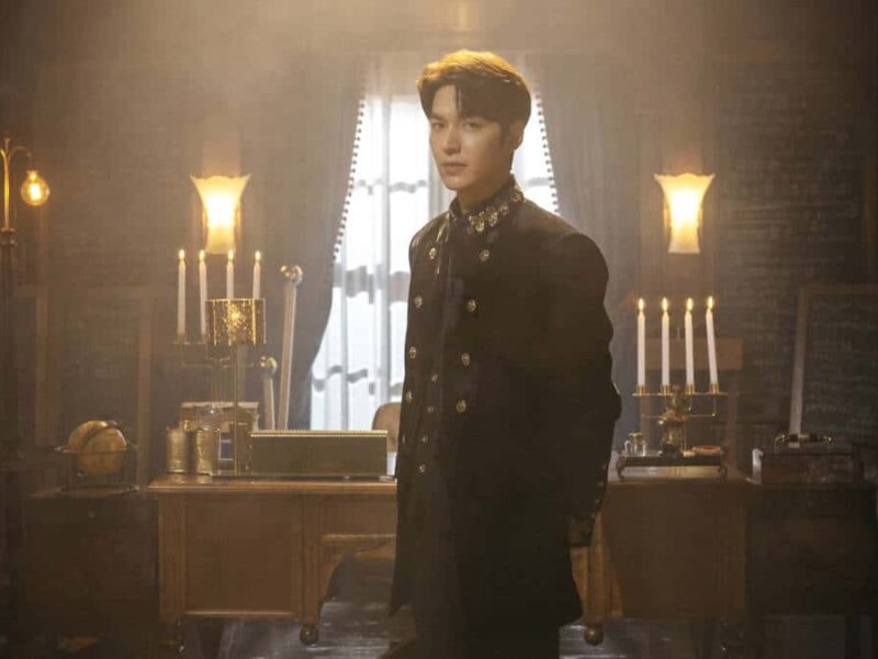 Lee Min-ho in "The King: Eternal Monarch"