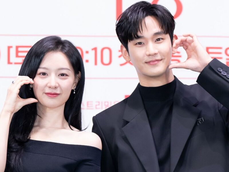 Kim Ji-won and Kim Soo-hyun