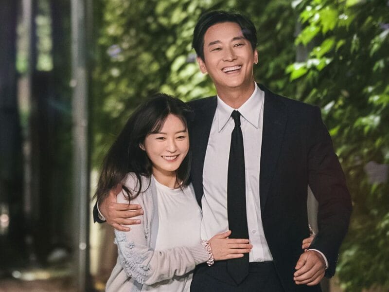 Jung Yu-mi and Ju Ji-hoon in "Love Your Enemy"