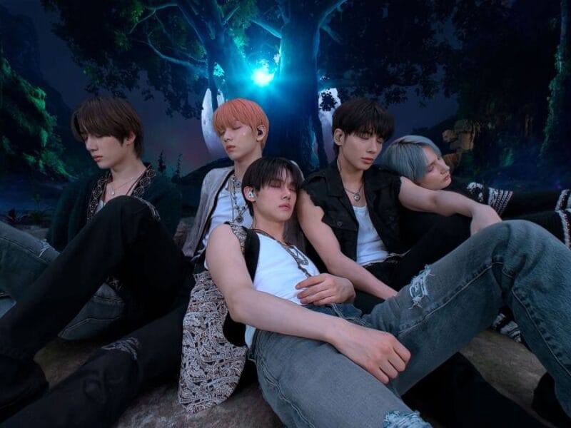 Tomorrow X Together