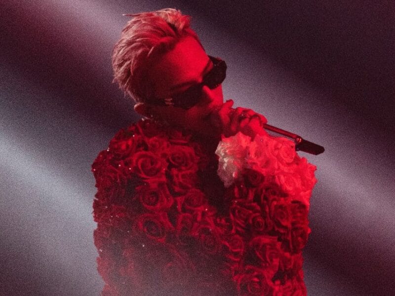 G-Dragon in Hong Kong